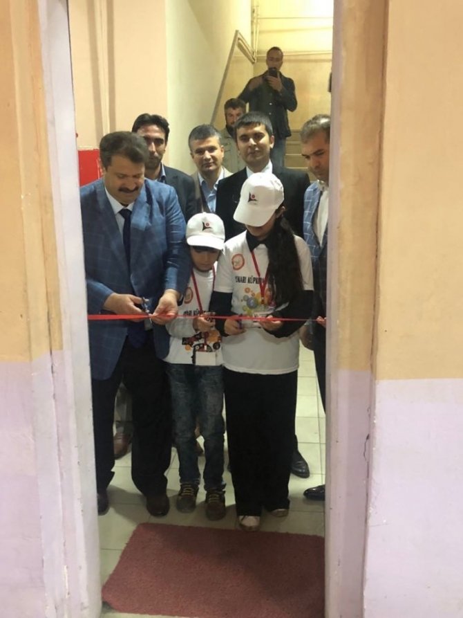 TÜBİTAK 4006 Bilim Fuarı Açıldı.