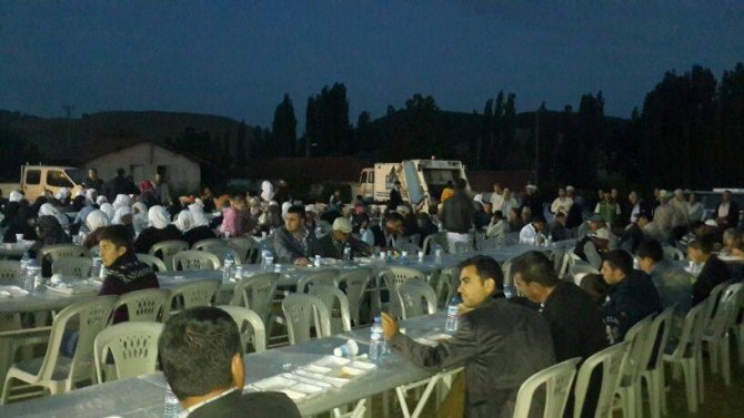 Göcenoluk’ta iftar coşkusu devam ediyor