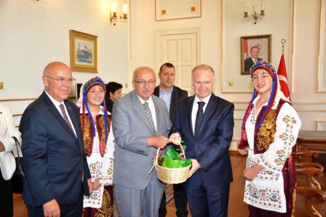 Tekirdağ Uluslararası 54. Kiraz Festivali başladı