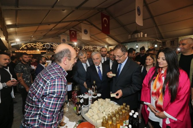 Ramazan Sokağı’na büyük ilgi