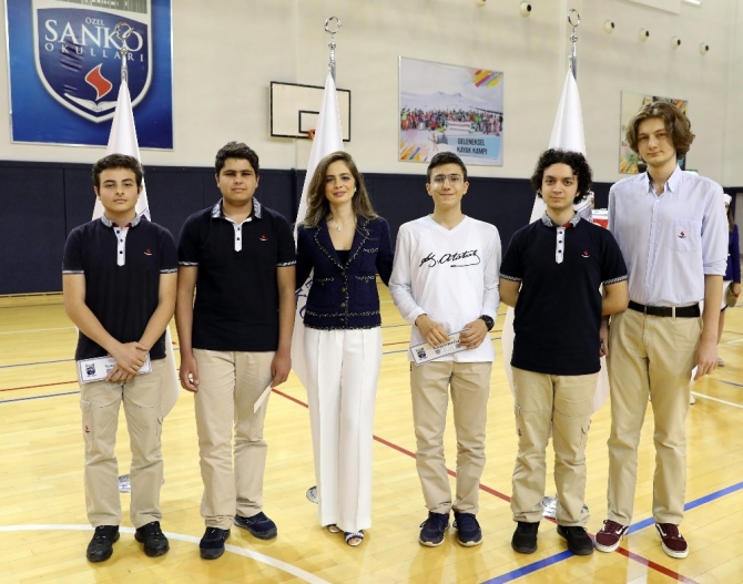 SANKO okulları başarıyı ödüllendirdi