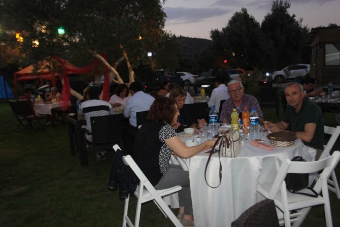 Veteriner hekimler iftarda buluştu