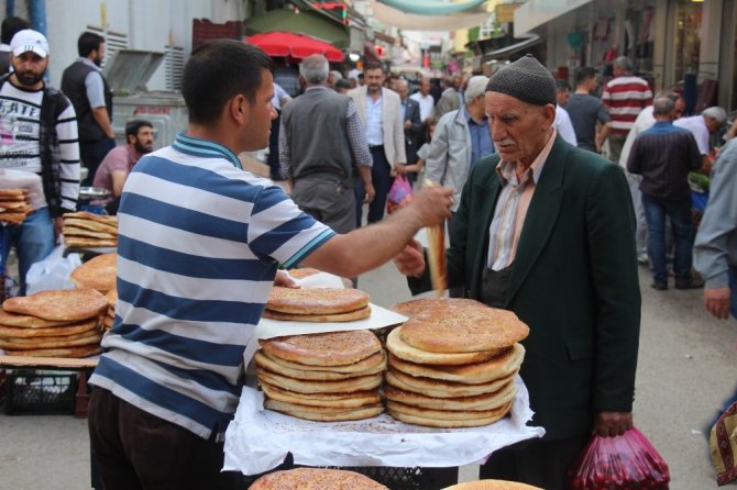 Elazığ Kapalıçarşı’da Ramazan hareketliliği