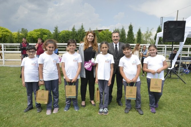 "Hayvanları Koruyalım, Sevgimizi Çoğaltalım"