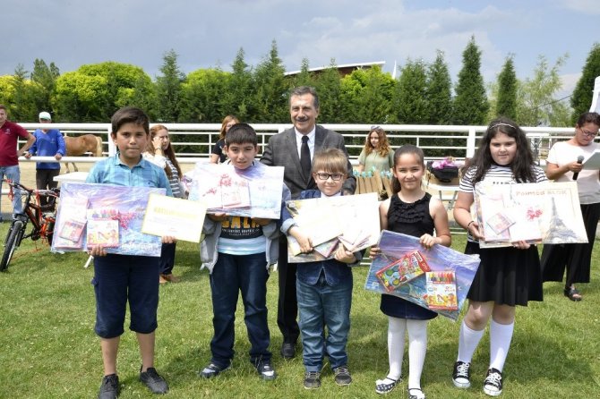 "Hayvanları Koruyalım, Sevgimizi Çoğaltalım"