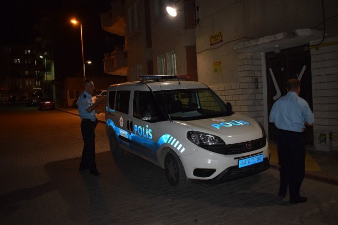 İki grup arasındaki kavga bıçaklı kavgaya dönüştü
