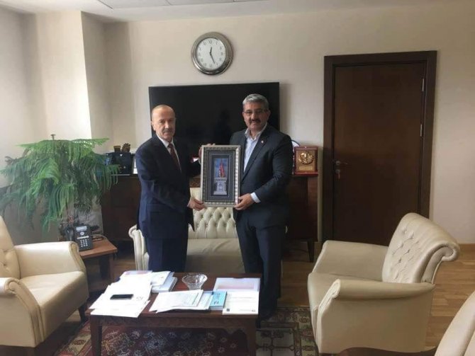 Karabulut'dan Öztrük'e ziyaret