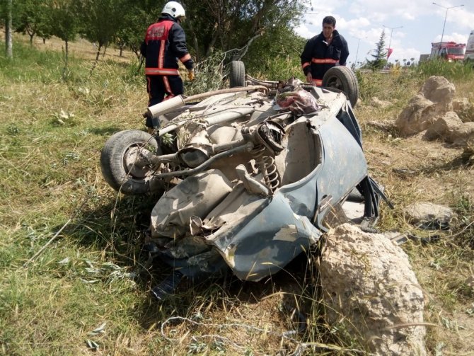 Malatya'da havaalanı yolunda kaza: 1 yaralı