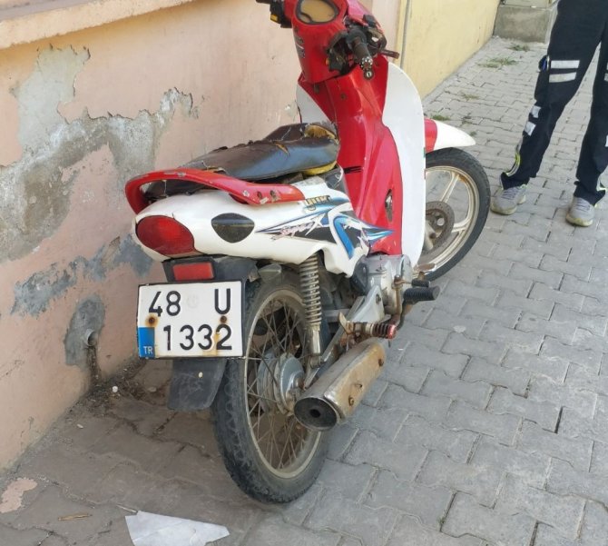 Muğla'da motosiklet 64 yaşındaki yayaya çarptı