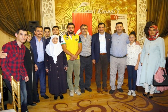 Şehadet şerbeti içen şehit yakınlarına iftar