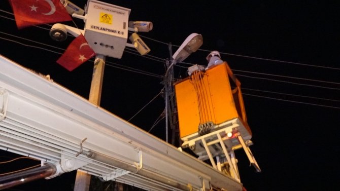 Yeni aydınlatma armatürleri taktılar