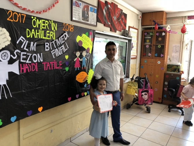 Alaplı’da öğrencilerin karne sevinci