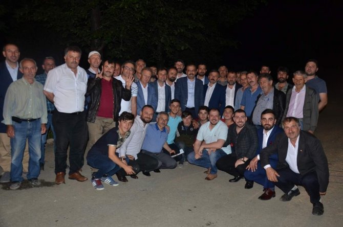 AK Parti Milletvekili Muhammet Balta, seçim gezilerini çarşıbaşı'nda sürdürdü