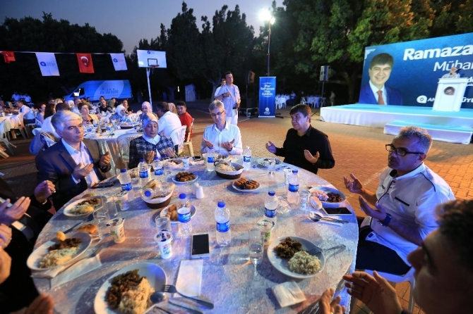 Başkan Türel, şehit ve gazi aileleri ile iftarda buluştu