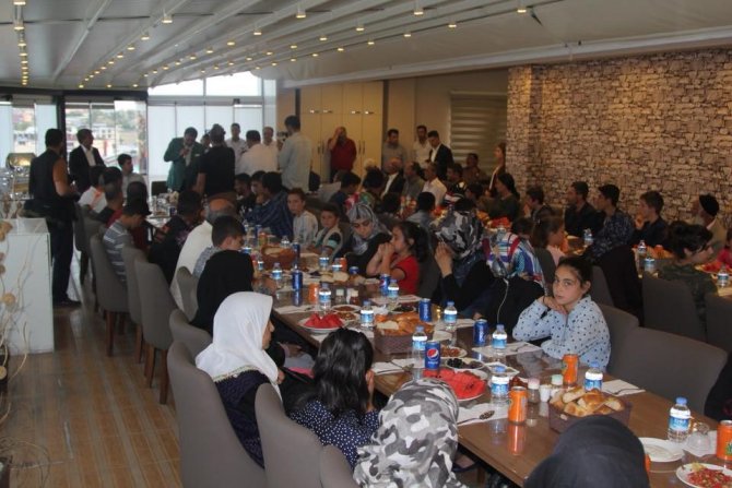 Cihanbeyli’de Yetim Gülerse Dünya Güler projesi devam ettirildi