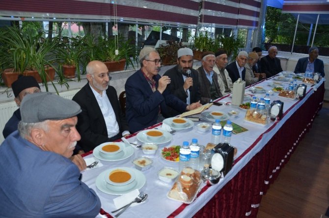 Muş'taki Xiyân Aşireti iftarda buluştu