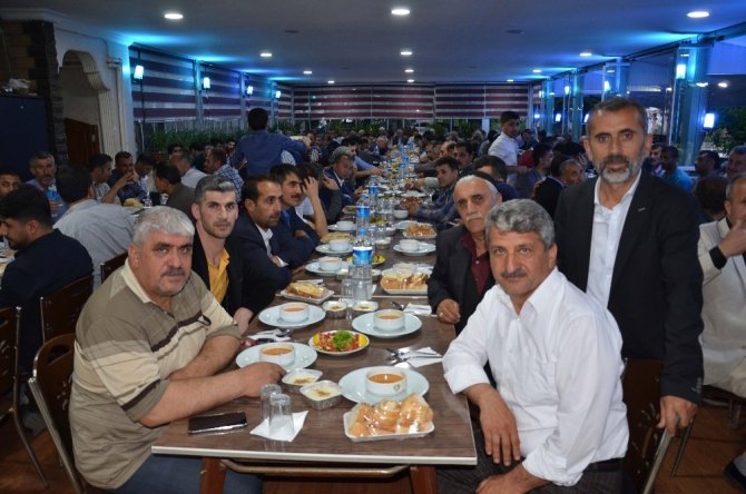 Muş'taki Xiyân Aşireti iftarda buluştu