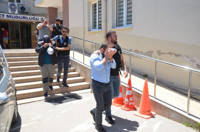 Bursa'da 54 kilogram uyuşturucu ele geçirildi