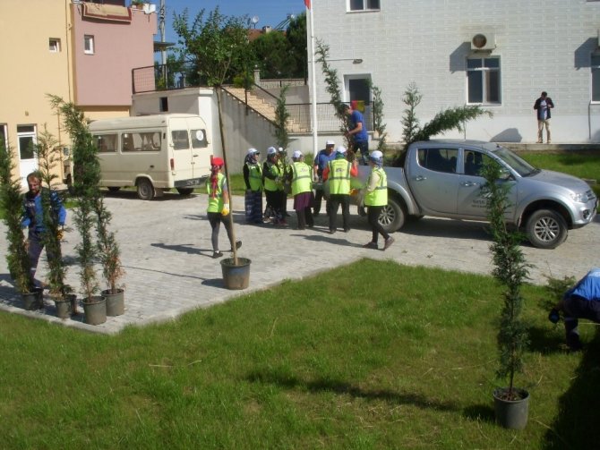 Kartepe Belediyesi'nde çevre düzünlenmesi