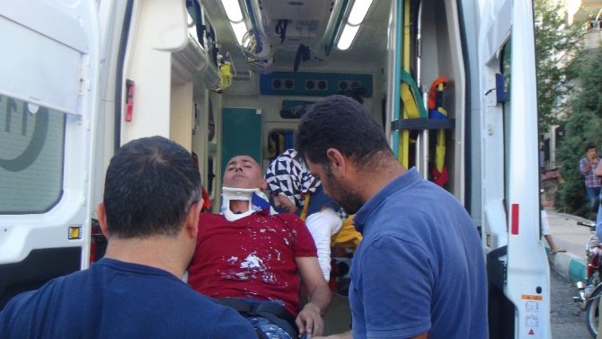 Şanlıurfa'da otomobille çarpışan motosikletli yaralandı