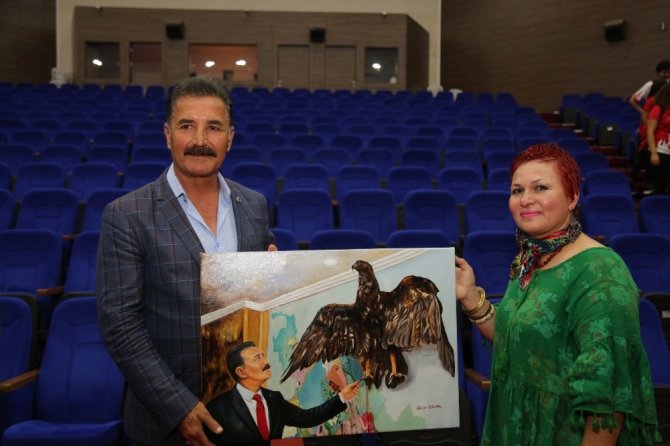 Başkan Tuna, personeliyle bayramlaştı