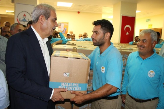 Haliliye Belediye Başkanı Demirkol temizlik işleri çalışanlarıyla bir araya geldi