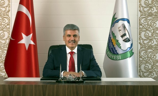 Kepez Belediye Başkanı Hakan Tütüncü'denRamazan Bayramı mesajıı