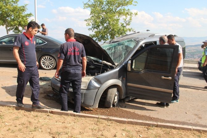 Elazığ'da trafik kazası: 4 yaralı