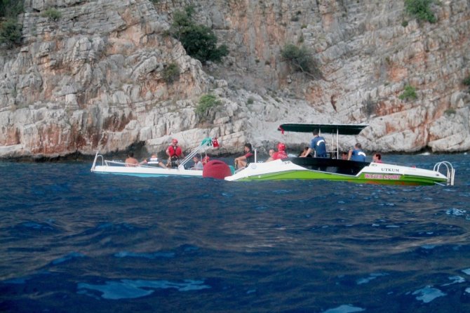 7 aylık hamile kadın fotoğraf çektirirken kayalıklardan düşerek öldü!