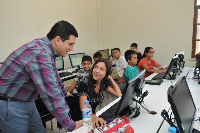 AKMEK yaz kurs kayıtları devam ediyor