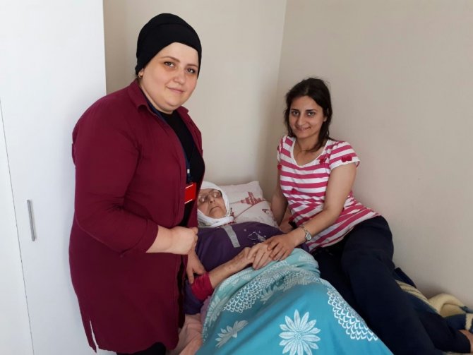 Trabzon'da 4 bin 395 aileyi ziyaret ettiler...