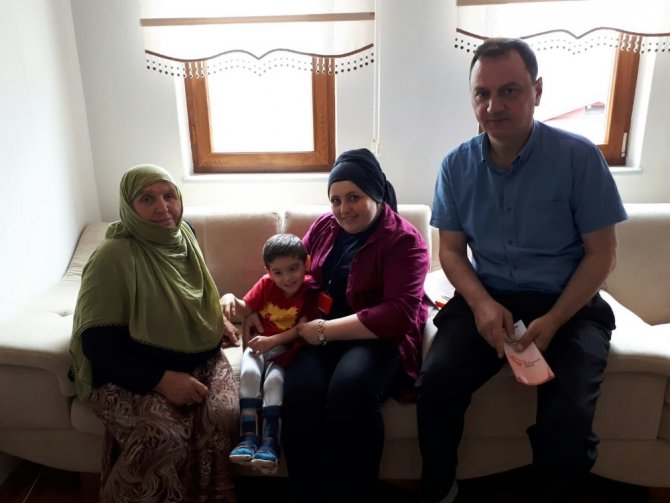 Trabzon'da 4 bin 395 aileyi ziyaret ettiler...