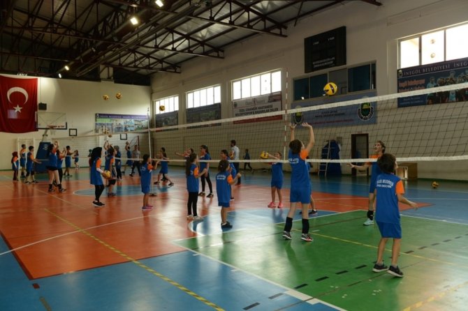 Yaz spor okulları başladı