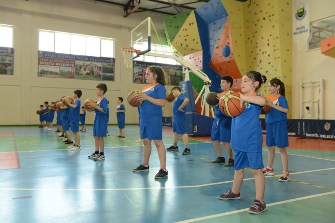 Yaz spor okulları başladı