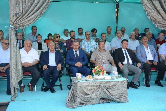 El emeklerini sergilediler