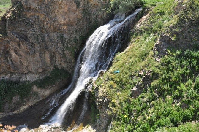 Susuz Şelalesi Kars turizmine kazandırılacak
