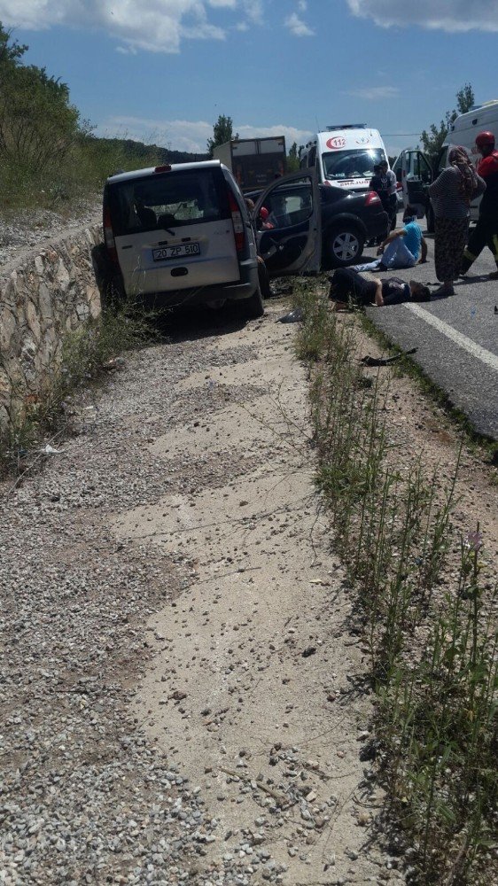 Denizli’de trafik kazası: 6 yaralı