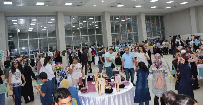 Tatvan Doğu Anadolu kültür ve sanat festivali başladı