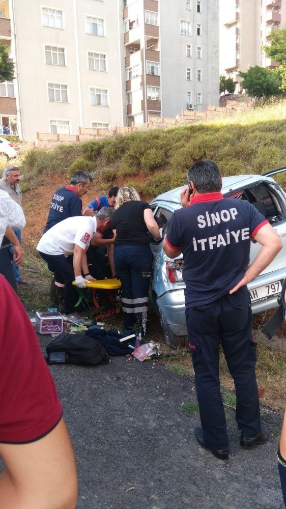 Sinop’ta trafik kazası, kontrolden çıkarak savruldu...