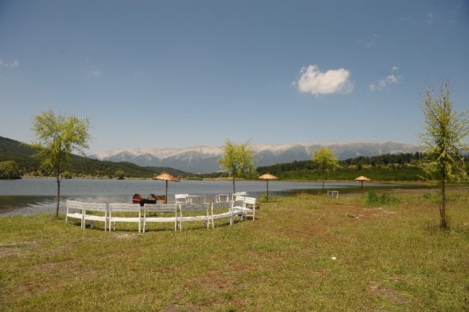 Gököz Göleti büyülüyor