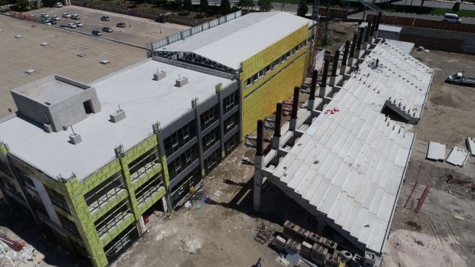 Tevfik Lav Spor Tesisleri hızla yükseliyor