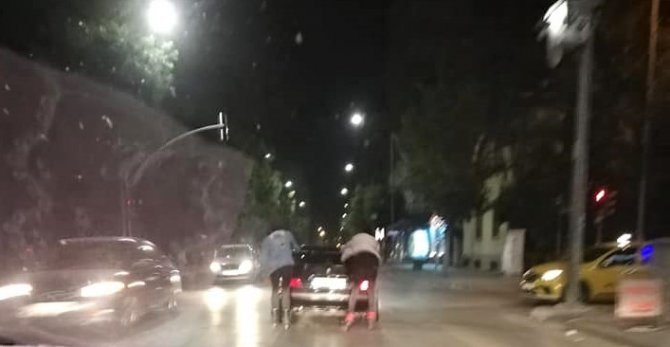 Gençlerin ölüm oyunu