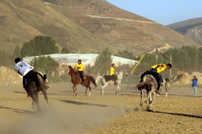 Dede Korkut Kültür ve Sanat Şölenleri 24 yaşında
