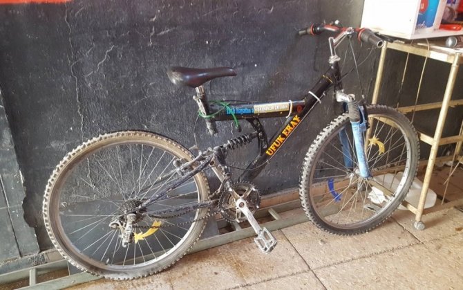 Otomobilin çarptığı bisikletli çocuk yaralandı