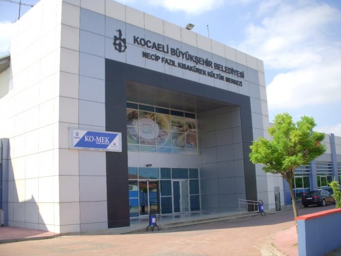 Kartepe’de çevre düzenlemeleri devam ediyor