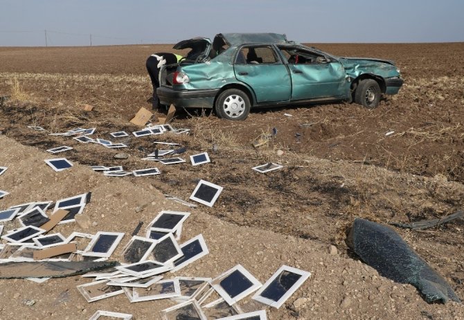 Lastiği patlayan otomobil takla attı: 5 yaralı