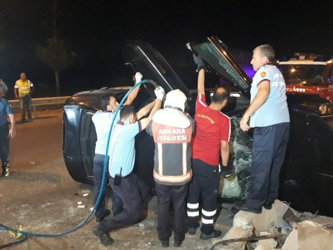 Otomobilde sıkışan sürücü hayatını kaybetti