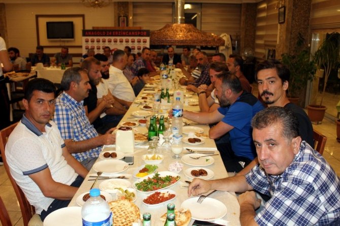 Anagold 24 Erzincanspor Kulübü tarafından tanışma ve moral programı düzenlendi