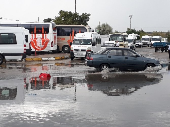 Edirne’de sağanak yağış