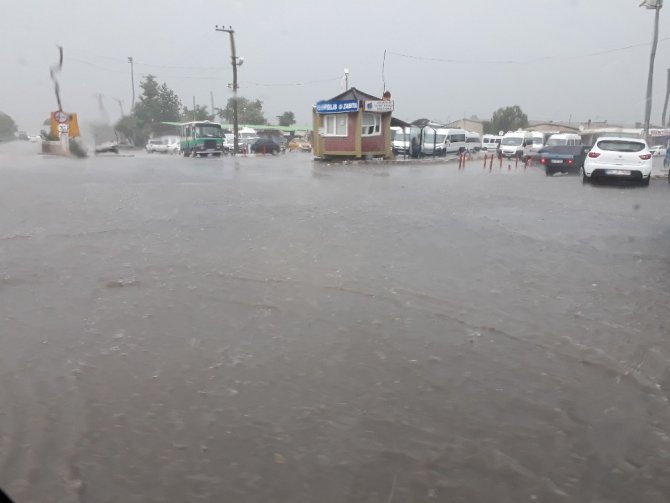 Edirne’de sağanak yağış